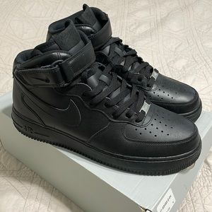 Nike Air Force 1 ‘07 LTHR Size 10